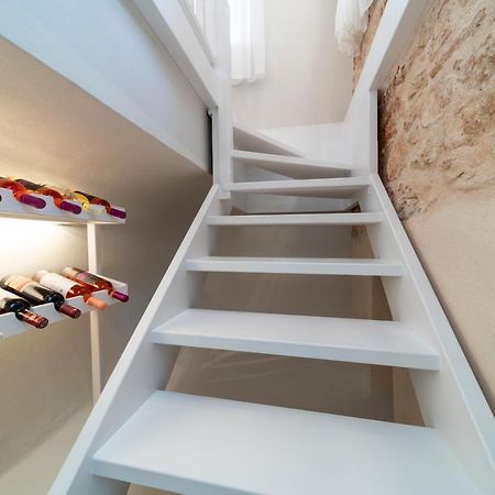 Muse Clio Villa Chalki Town ภายนอก รูปภาพ