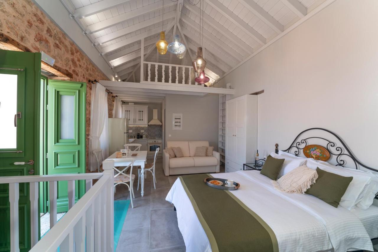 Muse Clio Villa Chalki Town ภายนอก รูปภาพ